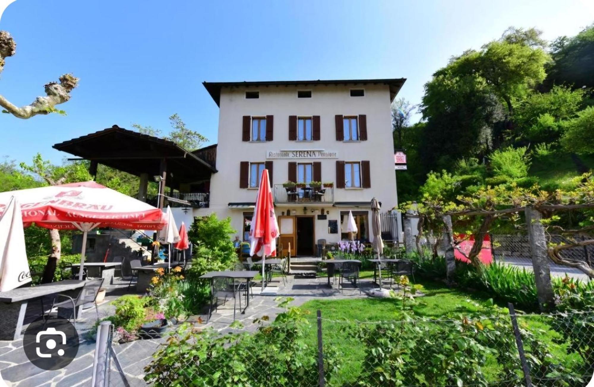 Hotel Pensione Serena Purasca Exterior foto